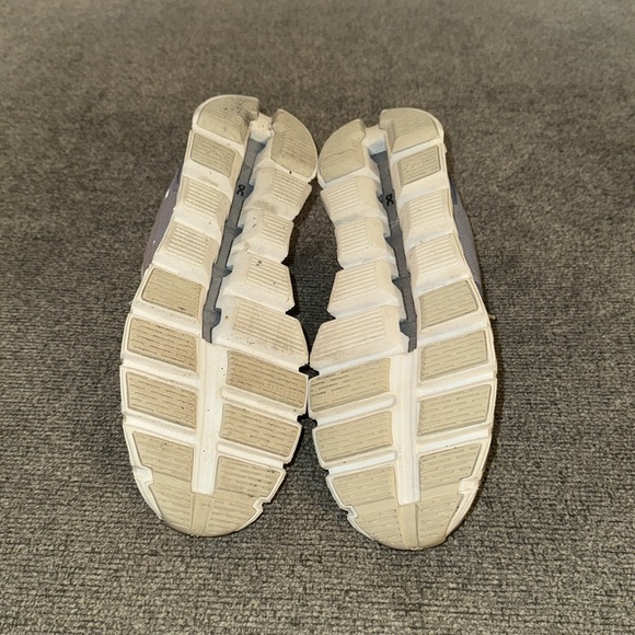 On Running Cloud 5 Shoes - Picture 7 of 7